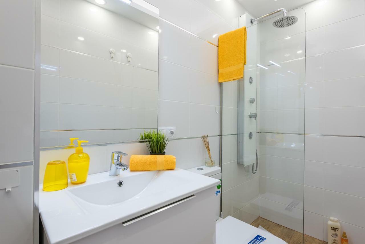 263 Precious Bungalow With Terrace, Free Wifi 플라야데라스아메리카스 외부 사진
